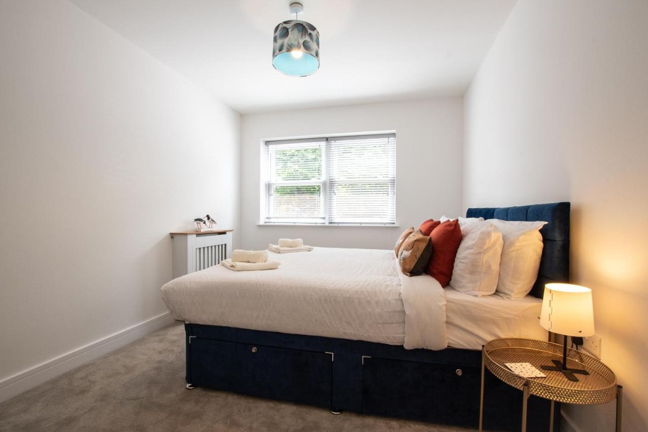 Welcome 4 Business Or Pleasure! Super Central Southampton 'City Vibes' # Stylish Apartment With Outside Space! 1-4 Guests Book Your City Break Or Pre-Cruise Stay! Close To Mayflower Theatre, Universities, Cruise Terminals, Hospitals & Shops! Eksteriør bilde